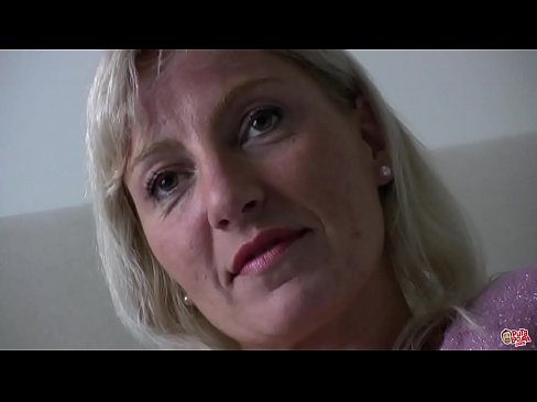 ❤️ Leej niam peb txhua tus fucked ... Poj niam, coj koj tus kheej! ☑ porno ntawm hmn.xxxpornolive.ru%